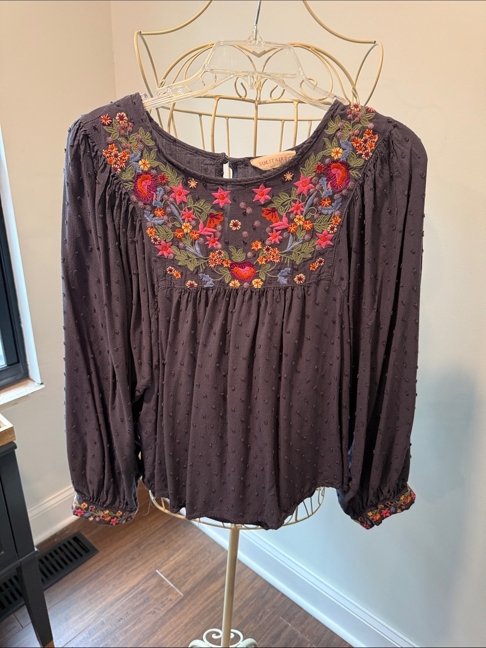 Solitaire Gray Embroidered Floral Peasant Blouse